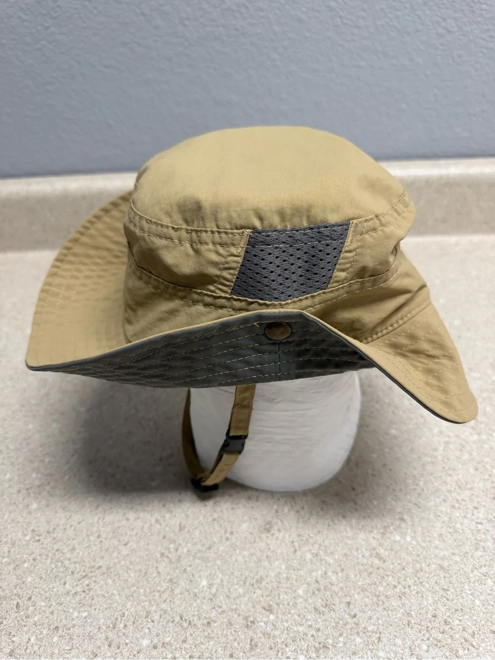 REI Tan Bucket Hat - Outdoor Sun Hat Boys Size 4Y-7Y Like New
